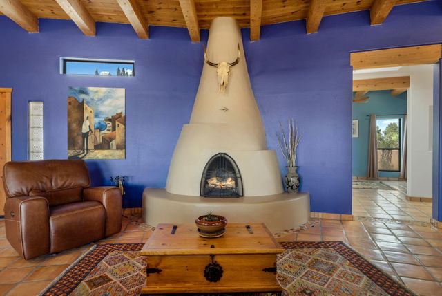 154 Placitas Trails Road, Placitas, NM 87043