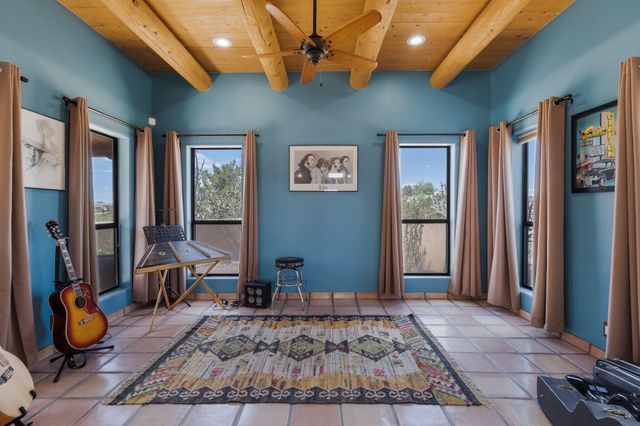 154 Placitas Trails Road, Placitas, NM 87043