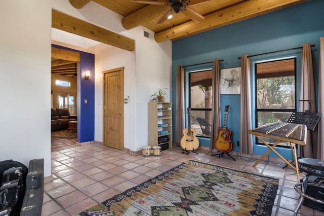 154 Placitas Trails Road, Placitas, NM 87043