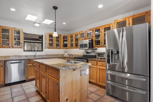 154 Placitas Trails Road, Placitas, NM 87043