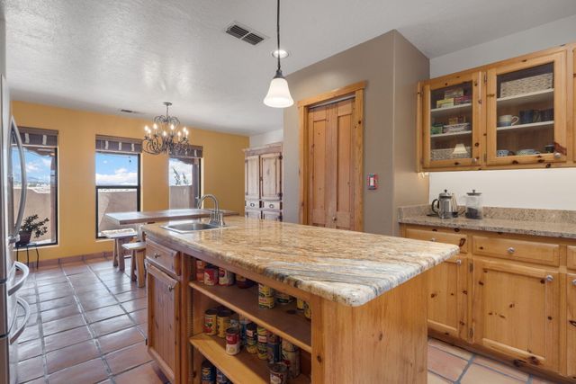 154 Placitas Trails Road, Placitas, NM 87043