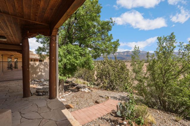 154 Placitas Trails Road, Placitas, NM 87043