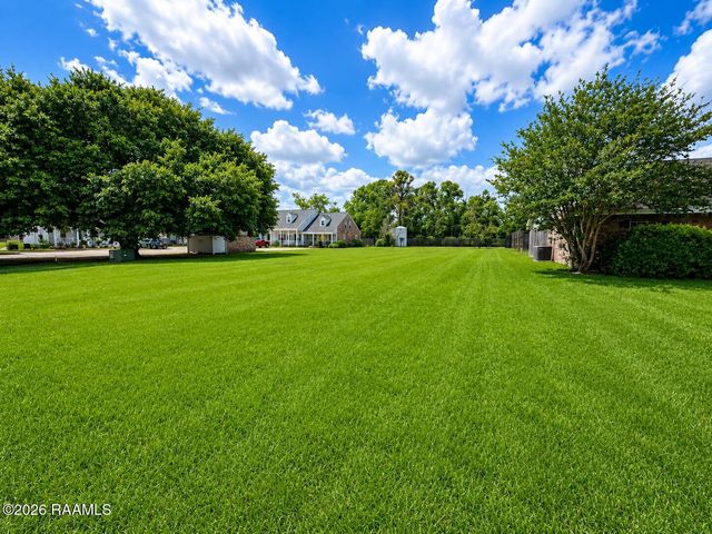 110 Blk Sunflower Drive, Lafayette, LA 70508