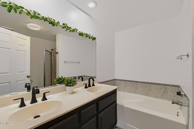 14035 Astoria Street 125, Sylmar, CA 91342