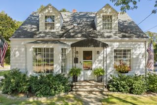 500 W Grove Street, Greenville, MI 48838