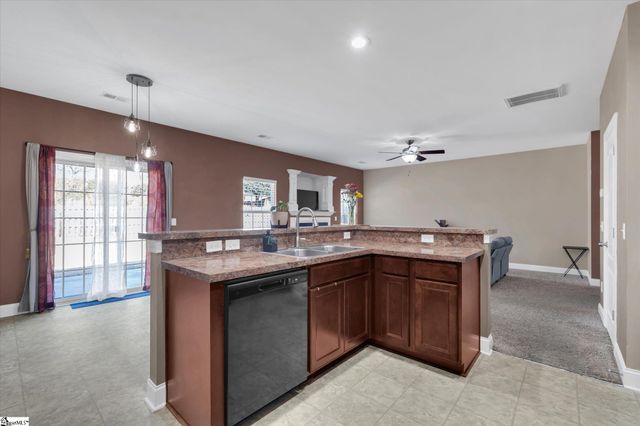 100 Romsey Circle, Simpsonville, SC 28681