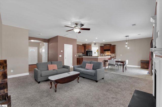 100 Romsey Circle, Simpsonville, SC 28681