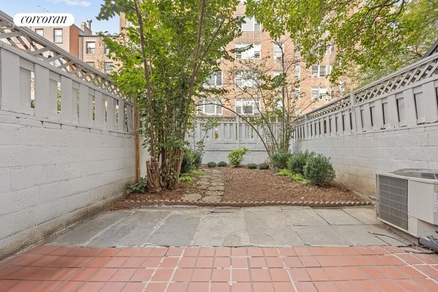154A HICKS Street, New York City, NY 11201