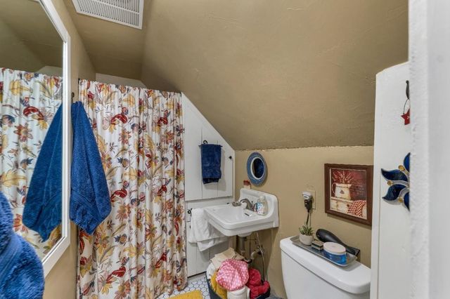 8 Lewis Street, Laconia, NH 03246