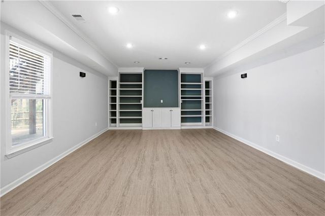 502 W Green Court, Woodstock, GA 30189