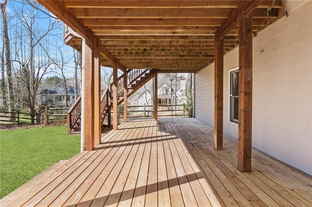 502 W Green Court, Woodstock, GA 30189