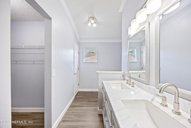 1969 WILLESDON Drive W, Jacksonville, FL 32246