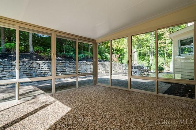 10564 Stablehand Drive, Symmes Twp, OH 45242