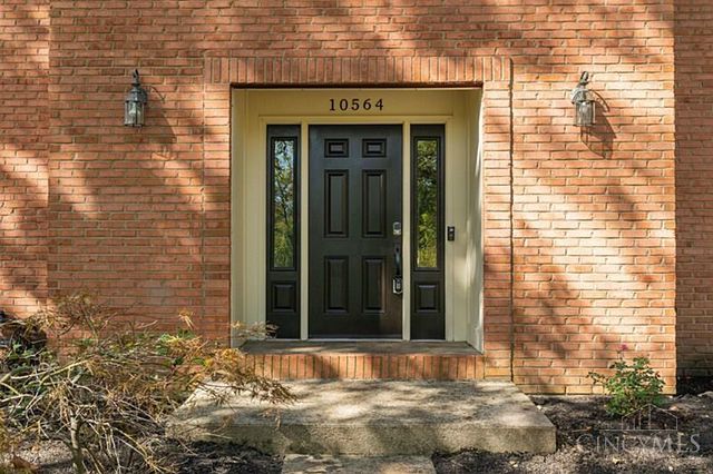 10564 Stablehand Drive, Symmes Twp, OH 45242