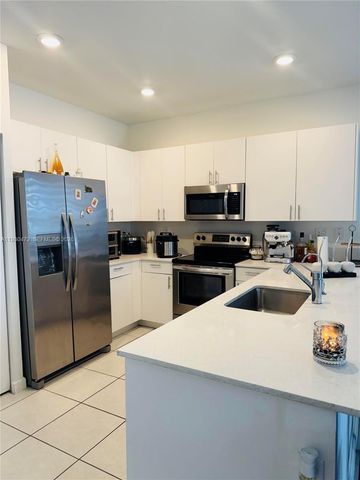 12970 SW 232nd Ter, Homestead, FL 33170