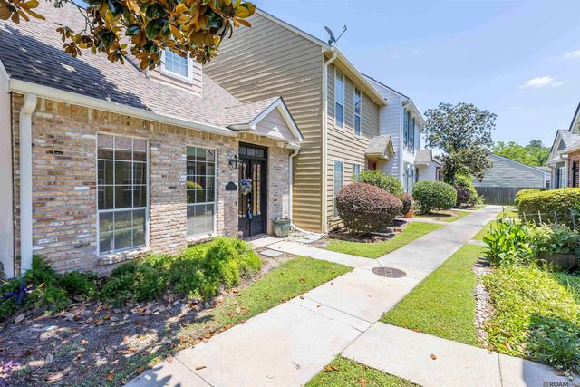 9302 Loblolly Ct, Baton Rouge, LA 70809
