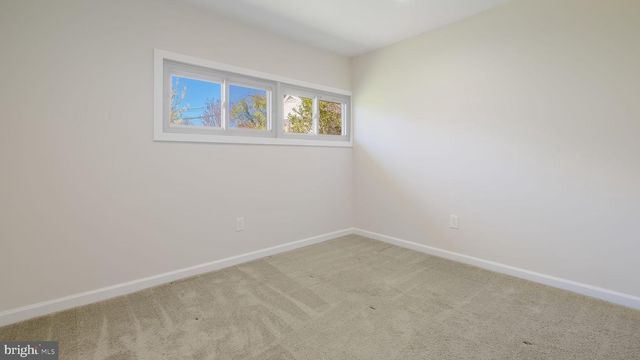 36 MOCKORANGE LN, Levittown, PA 19054
