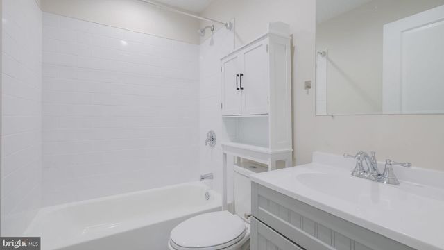 36 MOCKORANGE LN, Levittown, PA 19054