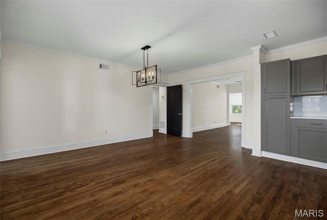 6300 Northwood Avenue 3W, Clayton, MO 63105