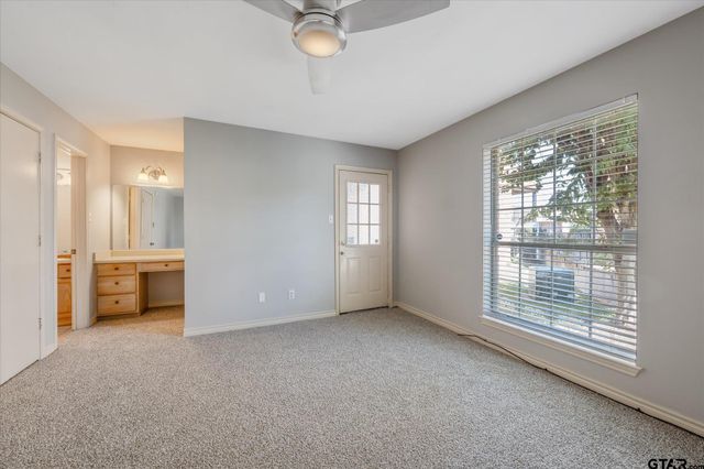 415 Thigpen Dr #801, Tyler, TX 75703