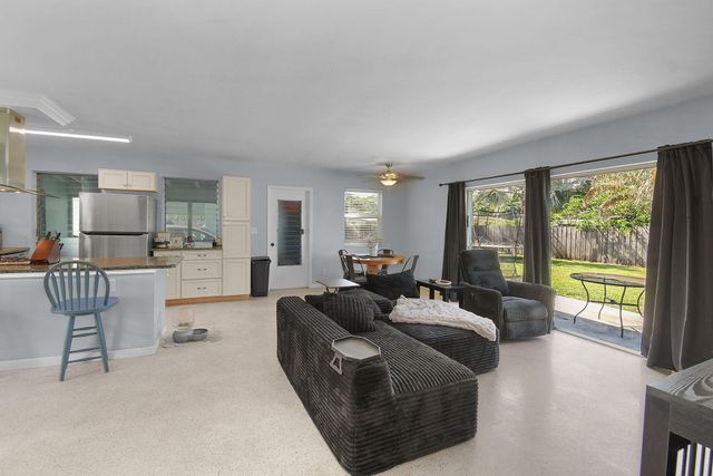 201 NE Prima Vista Boulevard, Port St. Lucie, Port St Lucie, FL 34983