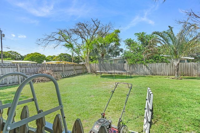 201 NE Prima Vista Boulevard, Port St. Lucie, Port St Lucie, FL 34983