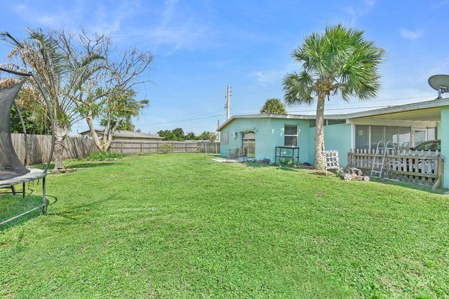 201 NE Prima Vista Boulevard, Port St. Lucie, Port St Lucie, FL 34983