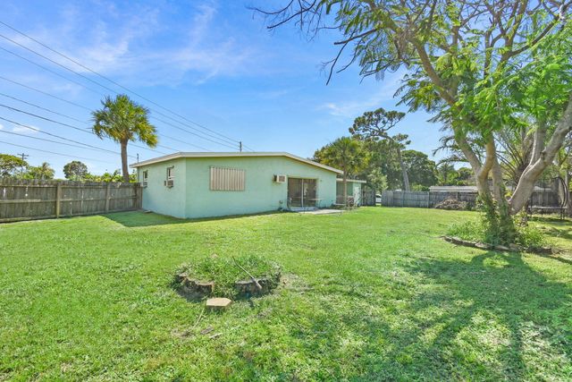 201 NE Prima Vista Boulevard, Port St. Lucie, Port St Lucie, FL 34983