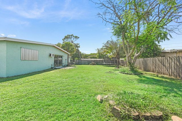 201 NE Prima Vista Boulevard, Port St. Lucie, Port St Lucie, FL 34983