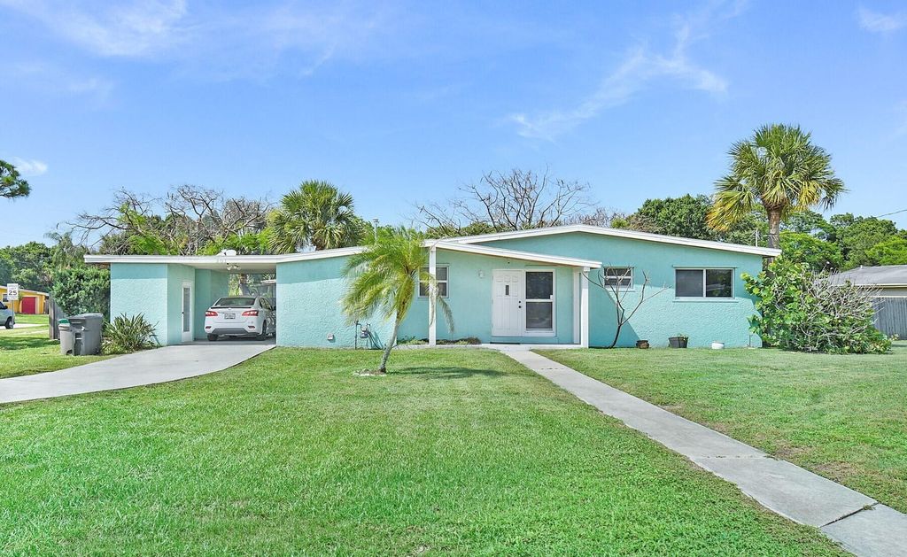 201 NE Prima Vista Boulevard, Port St. Lucie, Port St Lucie, FL 34983
