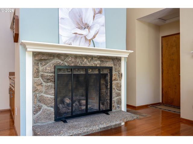 6296 PREAKNESS Dr, West Linn, OR 97068