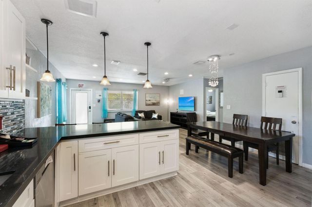 1631 N Andrews Square, Fort Lauderdale, FL 33311