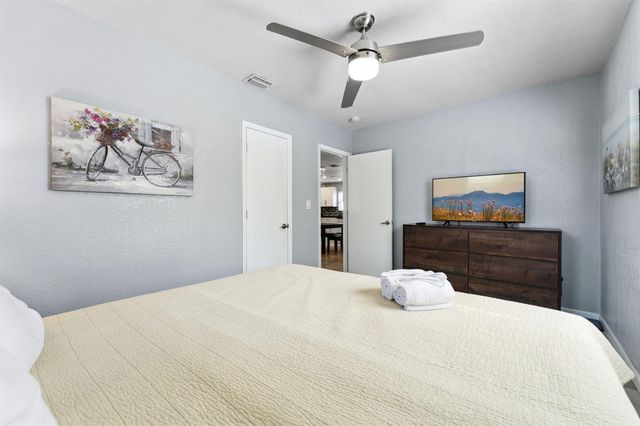 1631 N Andrews Square, Fort Lauderdale, FL 33311