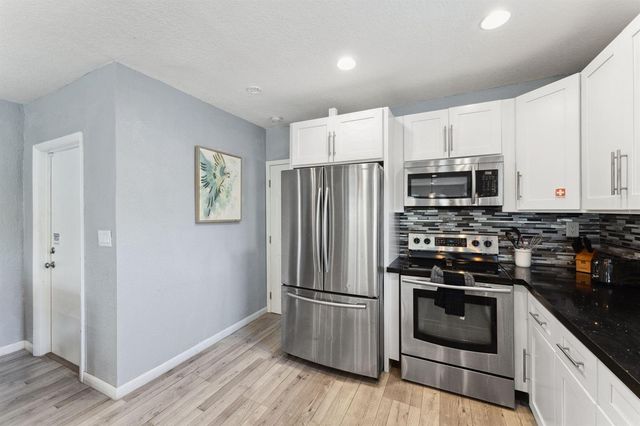 1631 N Andrews Square, Fort Lauderdale, FL 33311