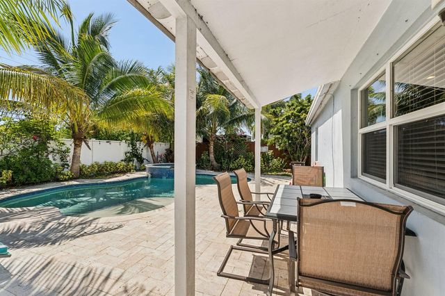 1631 N Andrews Square, Fort Lauderdale, FL 33311