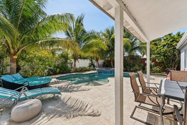 1631 N Andrews Square, Fort Lauderdale, FL 33311