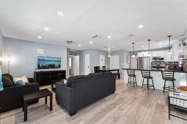 1631 N Andrews Square, Fort Lauderdale, FL 33311