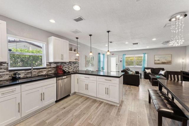 1631 N Andrews Square, Fort Lauderdale, FL 33311