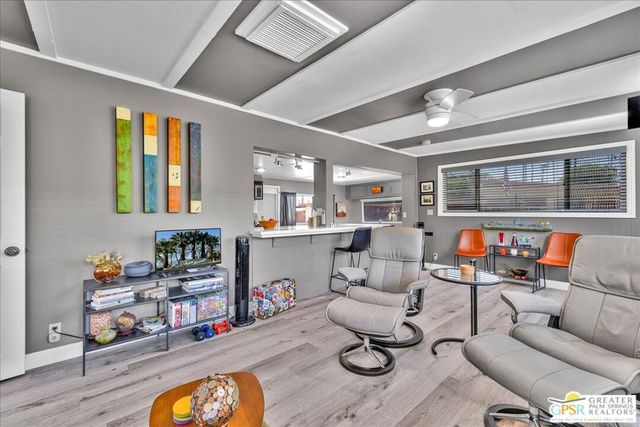107 Caravan Street, Palm Springs, CA 92264