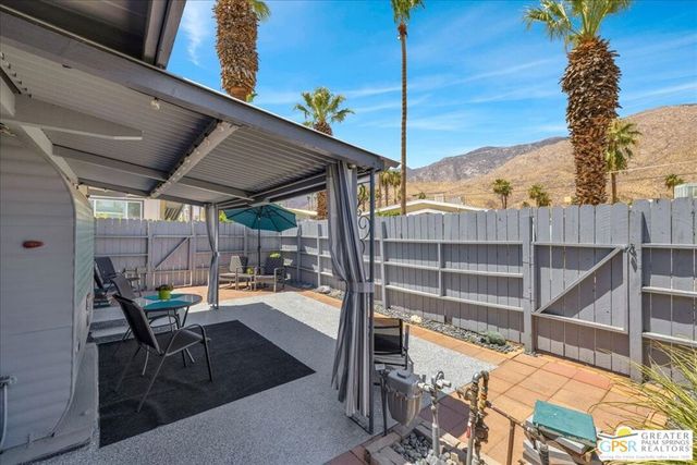 107 Caravan Street, Palm Springs, CA 92264