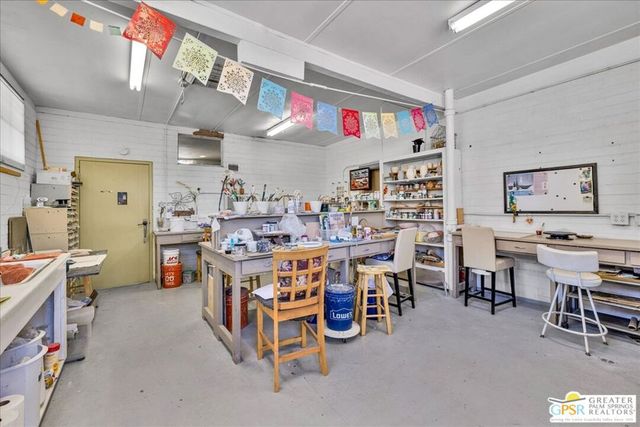 107 Caravan Street, Palm Springs, CA 92264