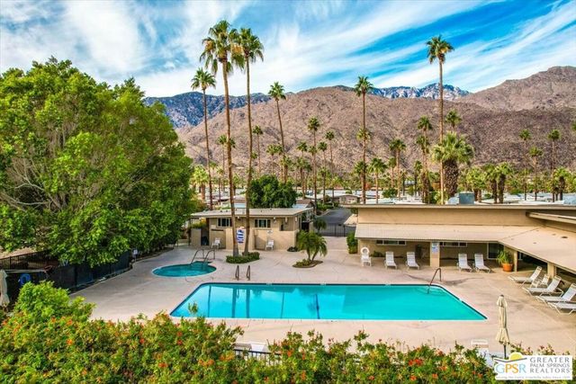 107 Caravan Street, Palm Springs, CA 92264