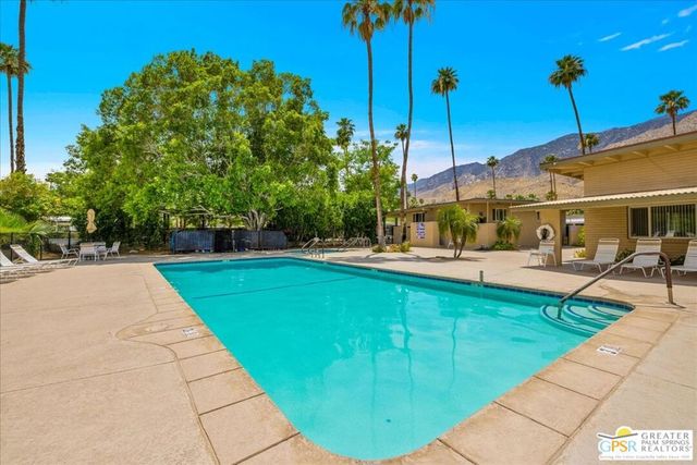 107 Caravan Street, Palm Springs, CA 92264