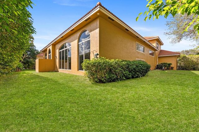 6676 NW 127th Terrace, Parkland, FL 33076