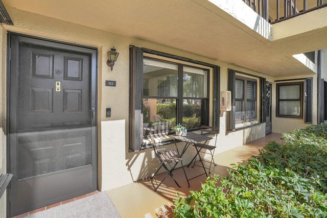 4715 Lucerne Lakes Boulevard E 103, Lake Worth, FL 33467