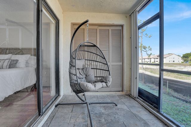 4715 Lucerne Lakes Boulevard E 103, Lake Worth, FL 33467