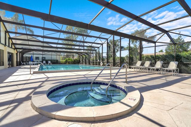 4715 Lucerne Lakes Boulevard E 103, Lake Worth, FL 33467