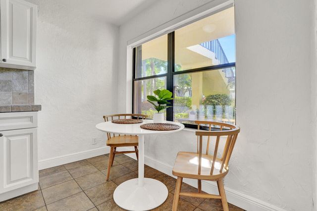 4715 Lucerne Lakes Boulevard E 103, Lake Worth, FL 33467