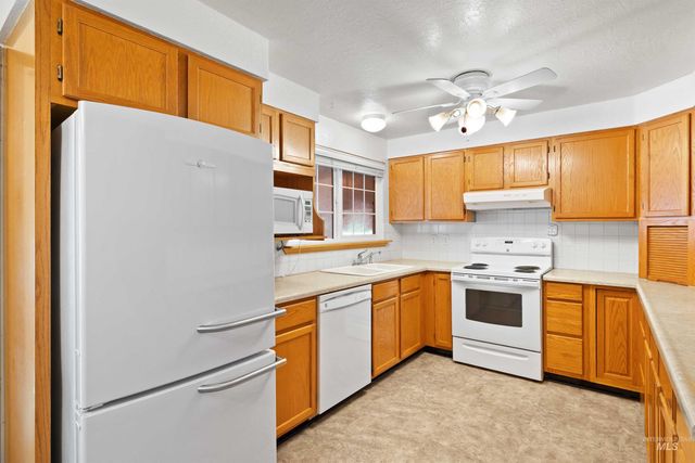 442 Crestview Drive, Twin Falls, ID 83301