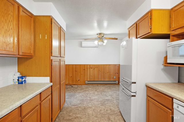 442 Crestview Drive, Twin Falls, ID 83301